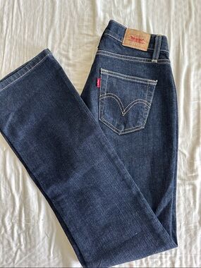 2007 Insane Levi's Women's Dark Indigo Cravy Cut Jeans